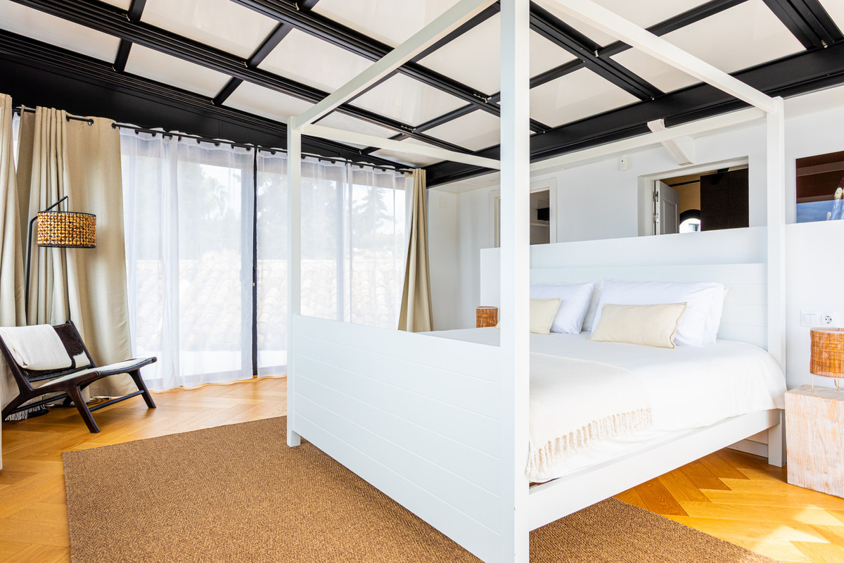 Huis te koop in Hacienda Las Chapas | 6 slaapkamers H5049001