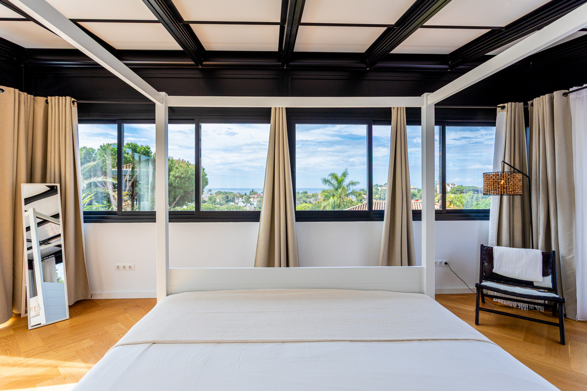 Huis te koop in Hacienda Las Chapas | 6 slaapkamers H5049001