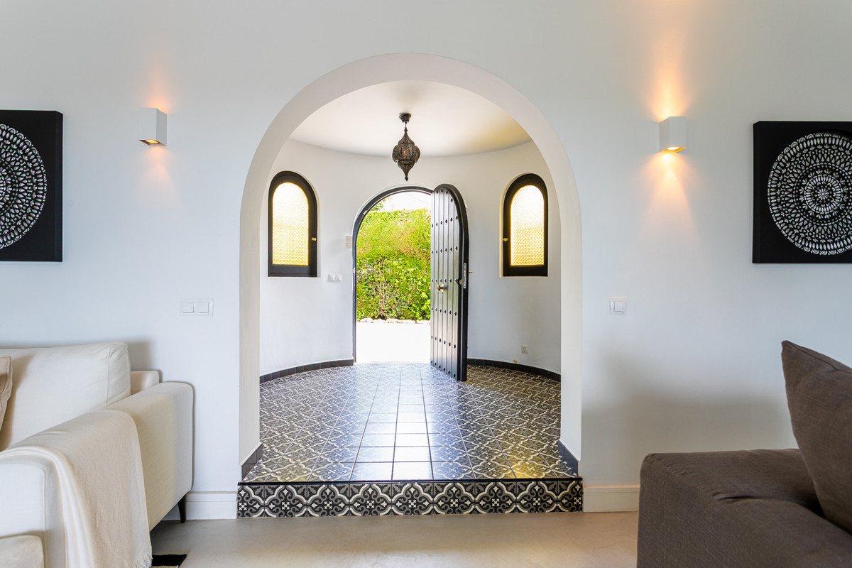 Huis te koop in Hacienda Las Chapas | 6 slaapkamers H5049001