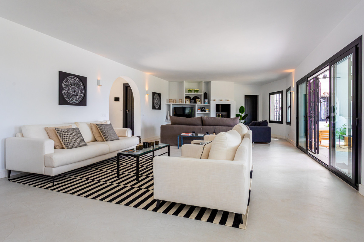 Huis te koop in Hacienda Las Chapas | 6 slaapkamers H5049001