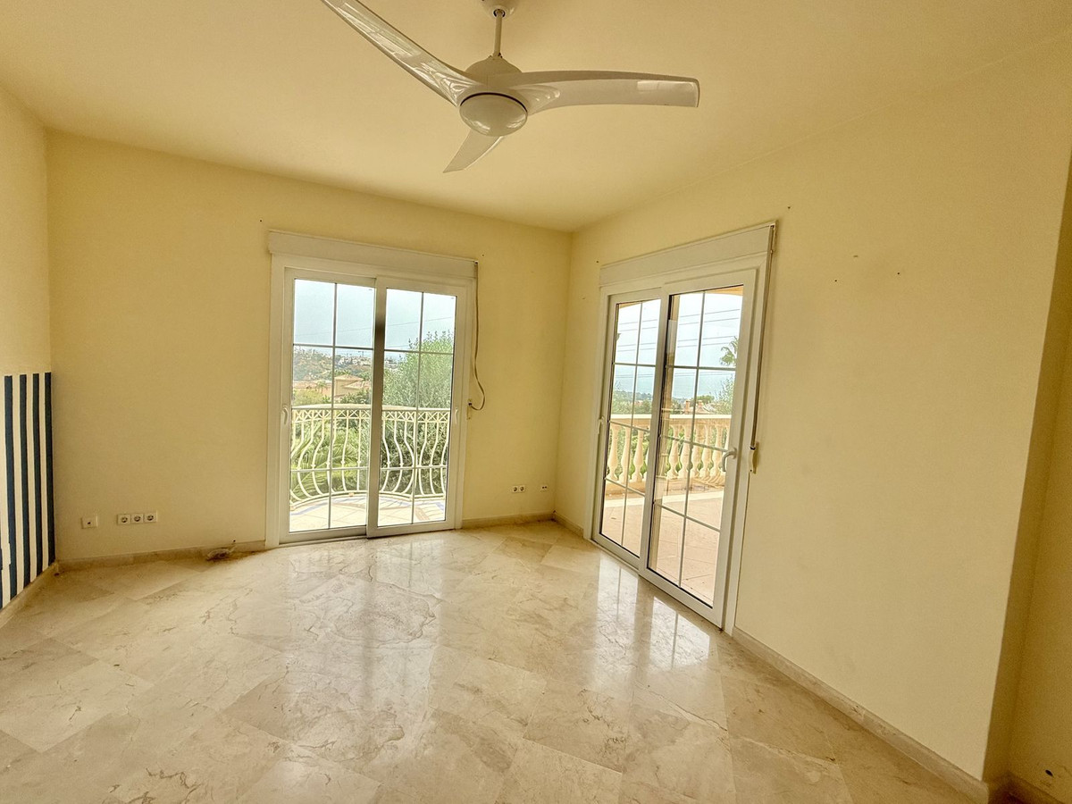 Huis te koop in Hacienda Las Chapas | 5 slaapkamers H5145895