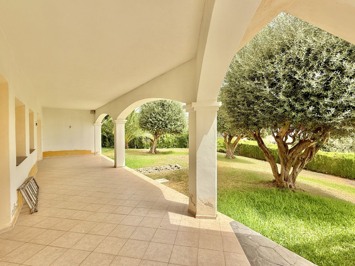 Huis te koop in Hacienda Las Chapas | 5 slaapkamers H5145895