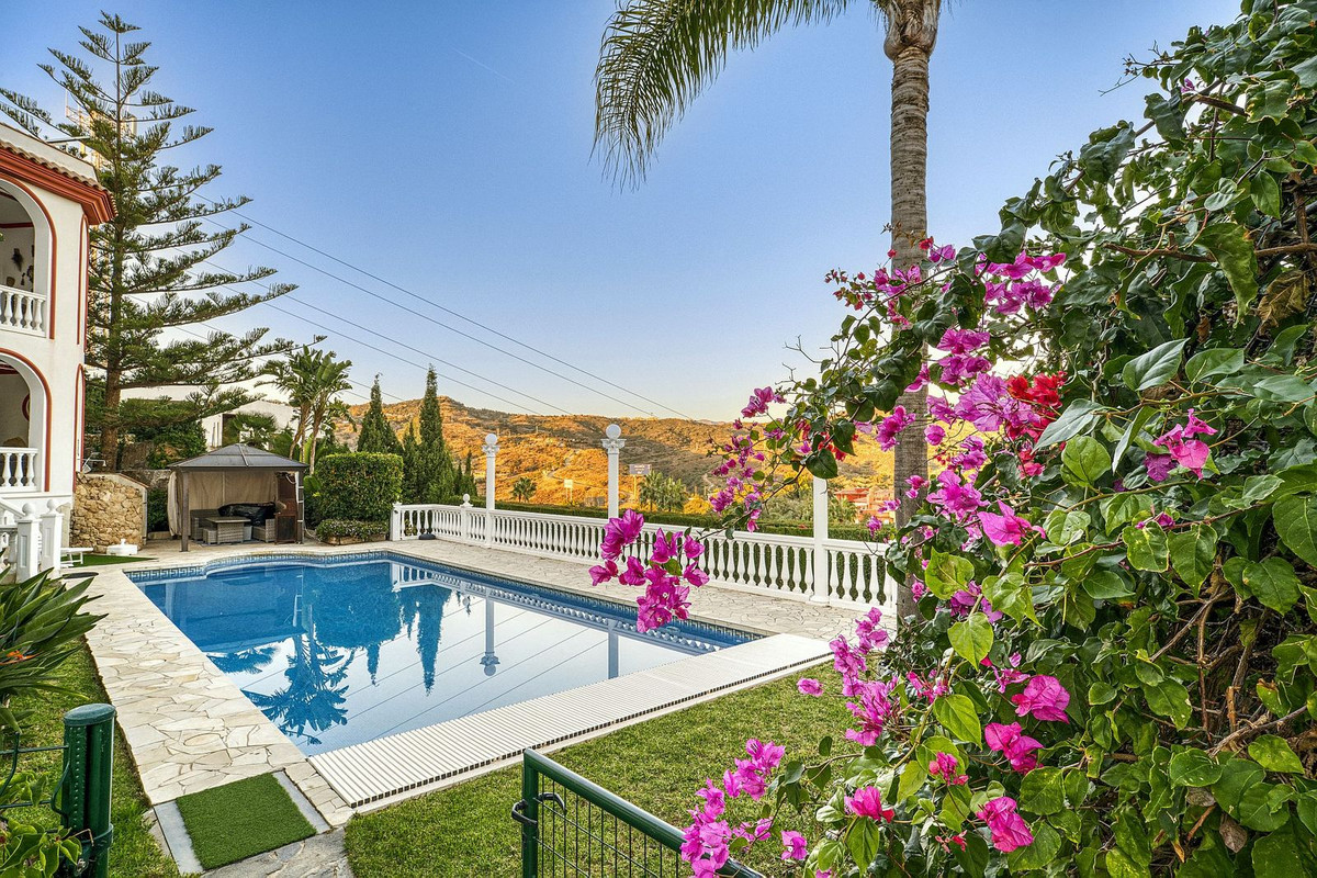 Huis te koop in Hacienda Las Chapas | 6 slaapkamers H5226580
