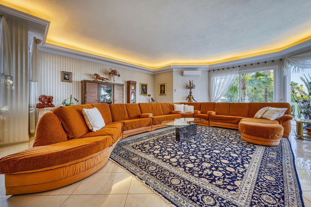 Huis te koop in Hacienda Las Chapas | 6 slaapkamers H5226580