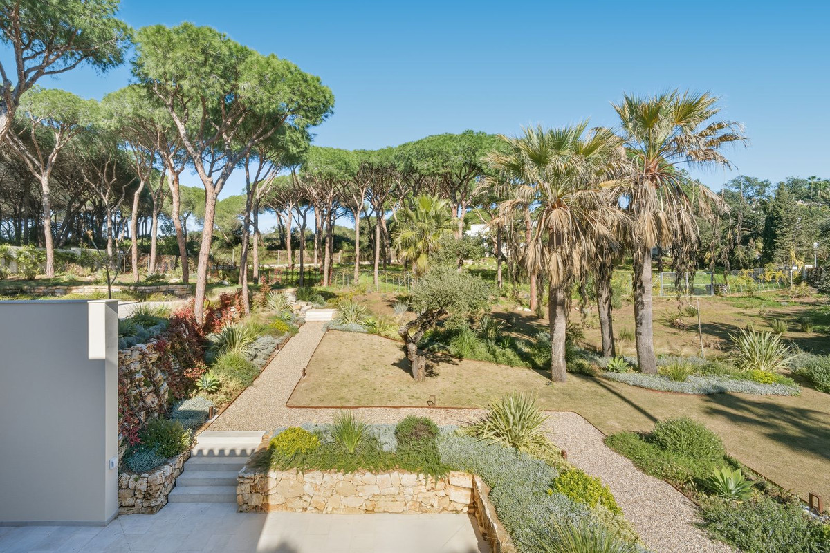 Huis te koop in Hacienda Las Chapas | 4 slaapkamers H5288593