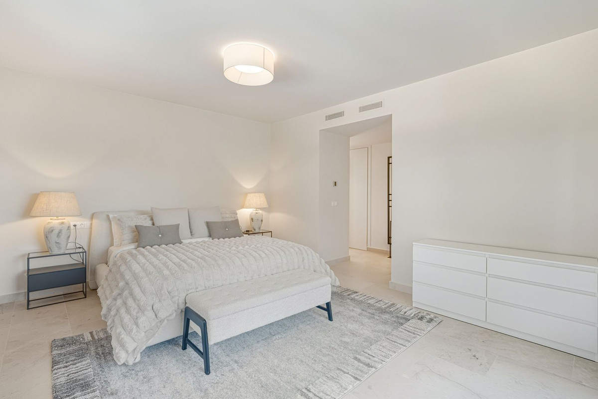 Huis te koop in Hacienda Las Chapas | 4 slaapkamers H5288593