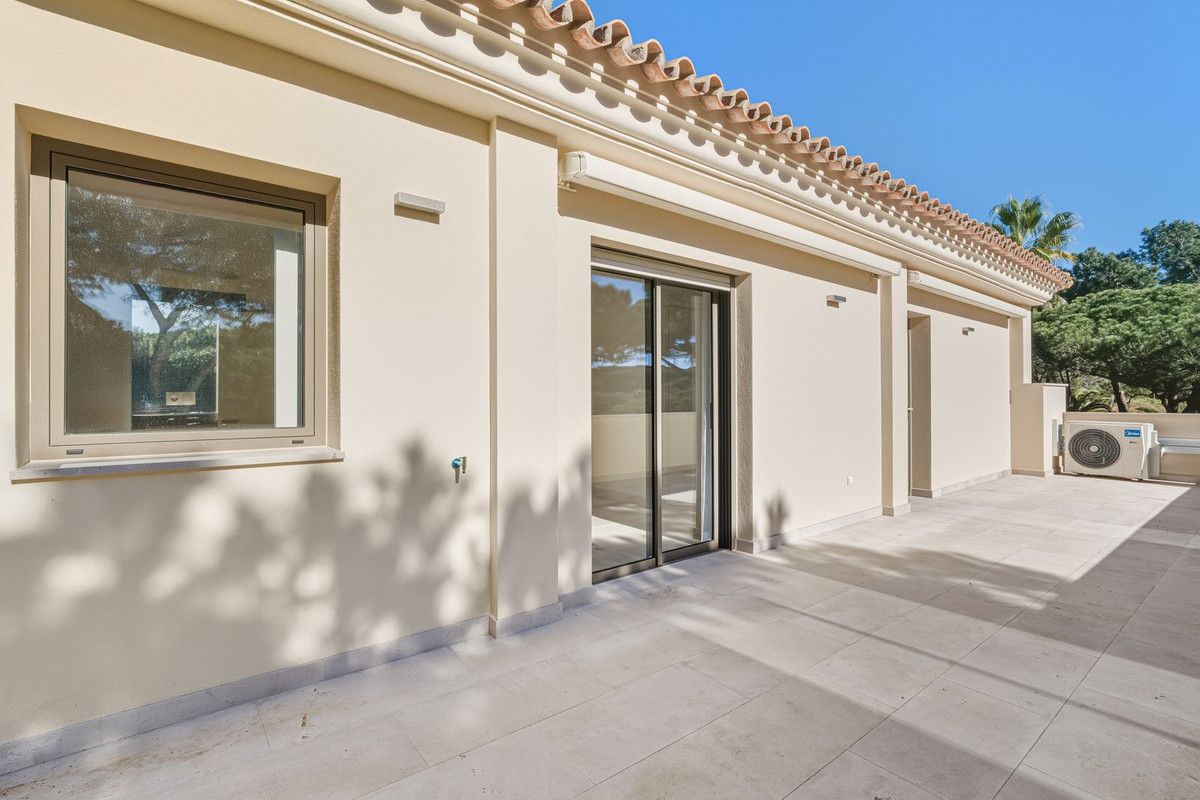 Huis te koop in Hacienda Las Chapas | 4 slaapkamers H5288593