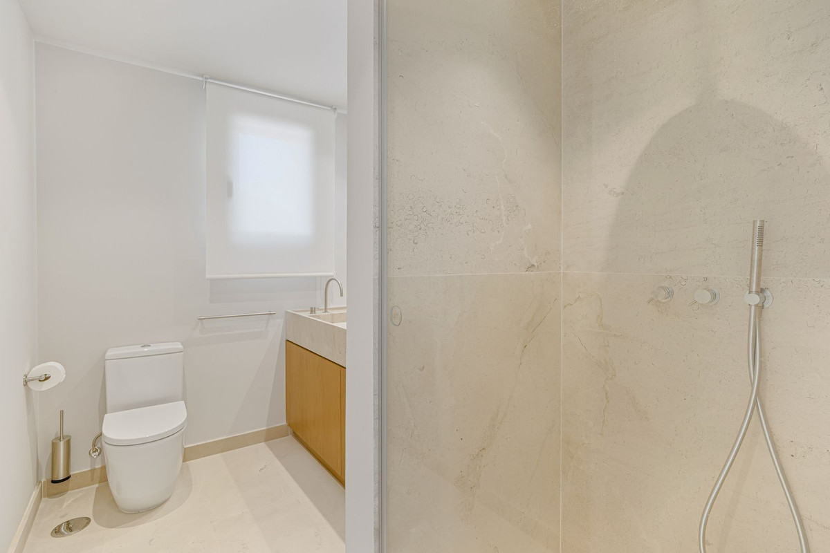 Huis te koop in Hacienda Las Chapas | 4 slaapkamers H5288593