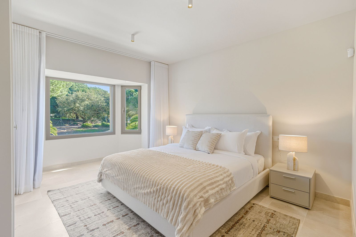 Huis te koop in Hacienda Las Chapas | 4 slaapkamers H5288593