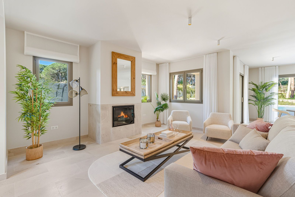 Huis te koop in Hacienda Las Chapas | 4 slaapkamers H5288593