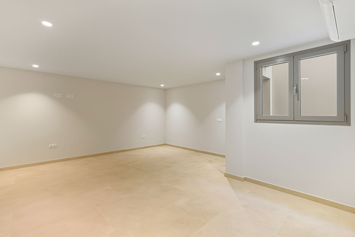 Huis te koop in Hacienda Las Chapas | 4 slaapkamers H5288593