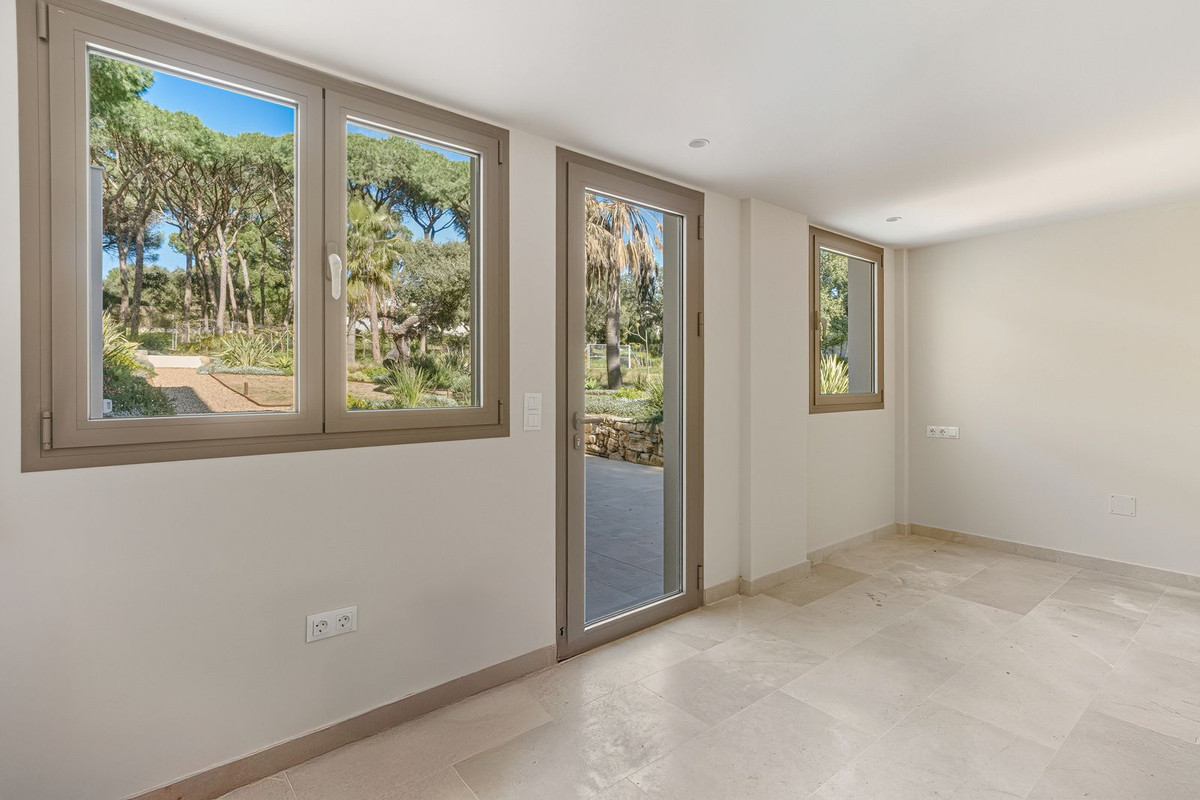 Huis te koop in Hacienda Las Chapas | 4 slaapkamers H5288593