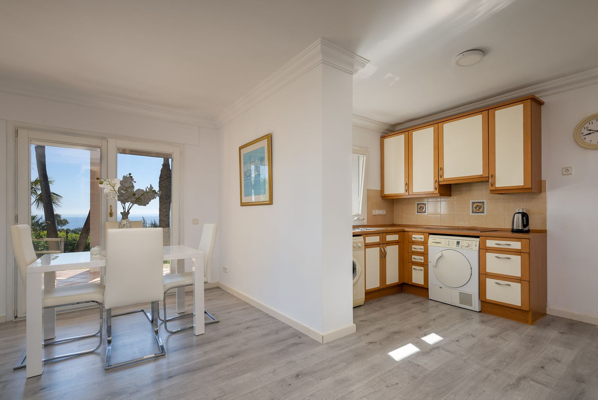 Huis te koop in Hacienda Las Chapas | 9 slaapkamers H5308135