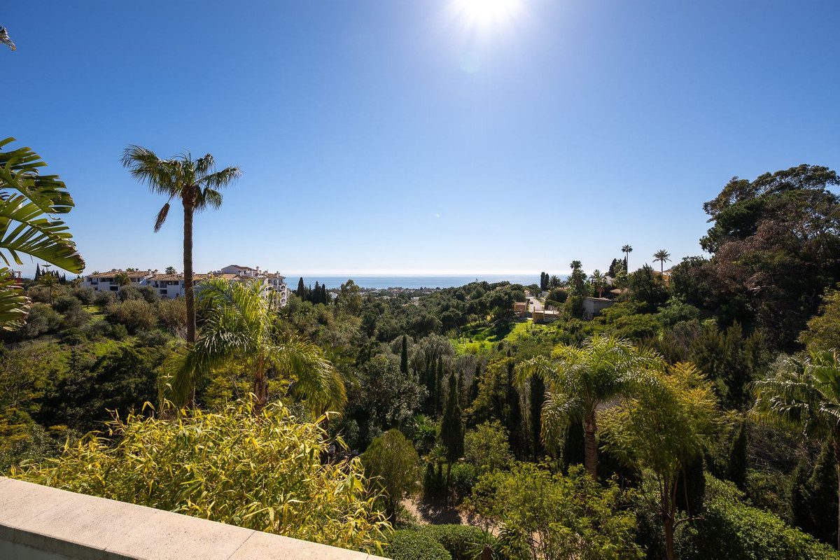 Huis te koop in Hacienda Las Chapas | 9 slaapkamers H5308135