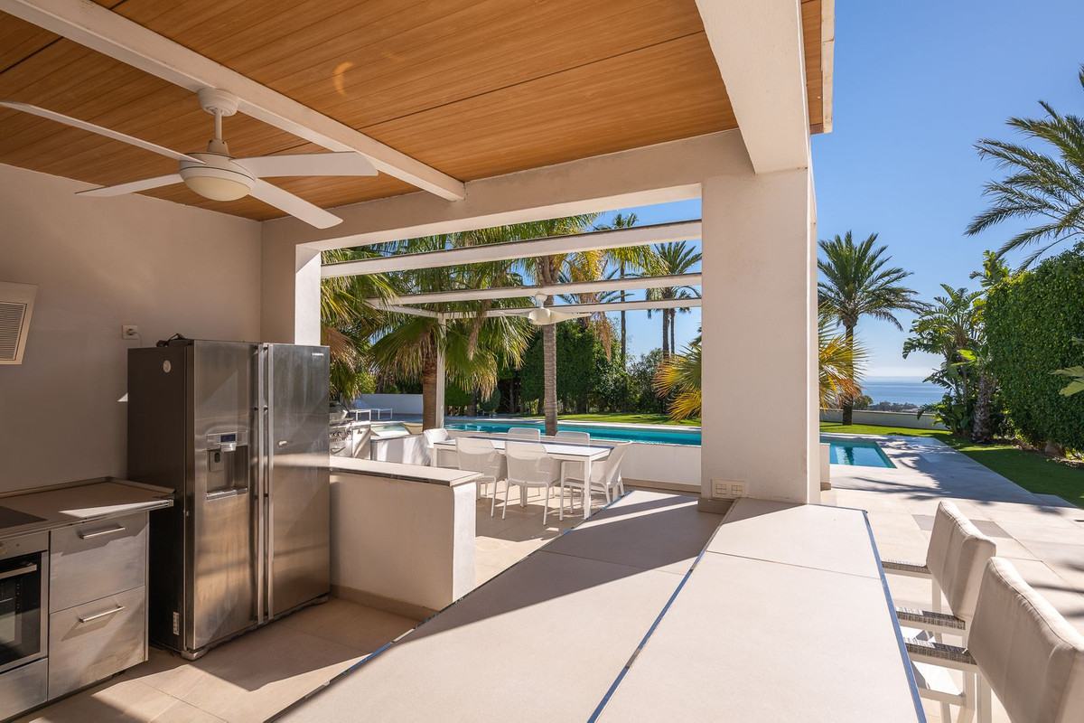 Huis te koop in Hacienda Las Chapas | 9 slaapkamers H5308135