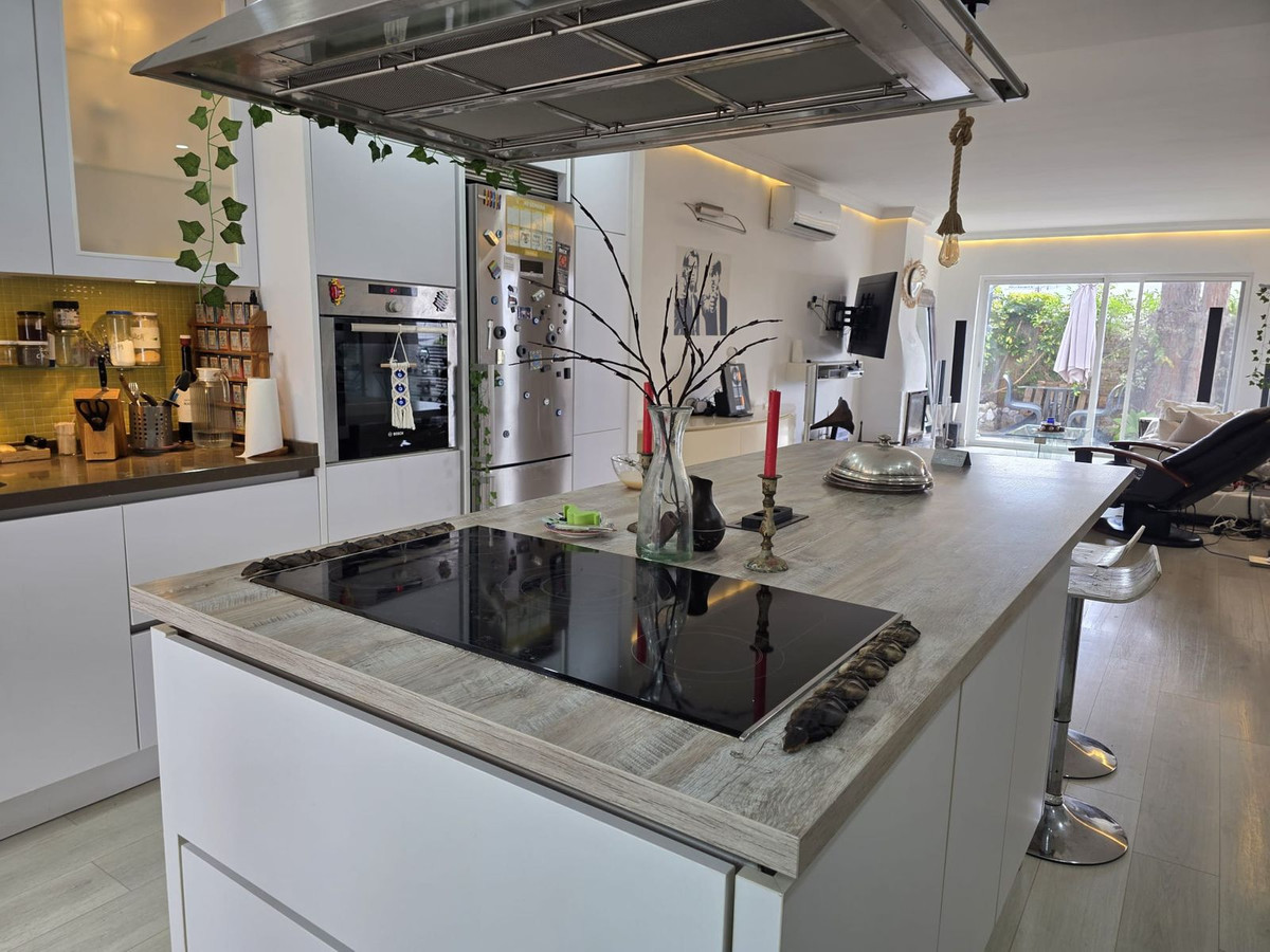 Huis te koop in Hacienda Las Chapas | 3 slaapkamers H5374684