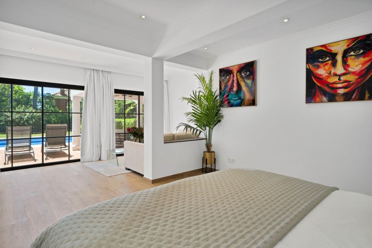Huis te koop in Hacienda Las Chapas | 6 slaapkamers H5386768