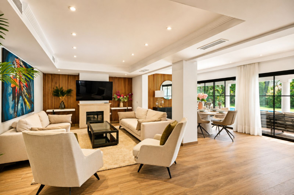 Huis te koop in Hacienda Las Chapas | 6 slaapkamers H5386768
