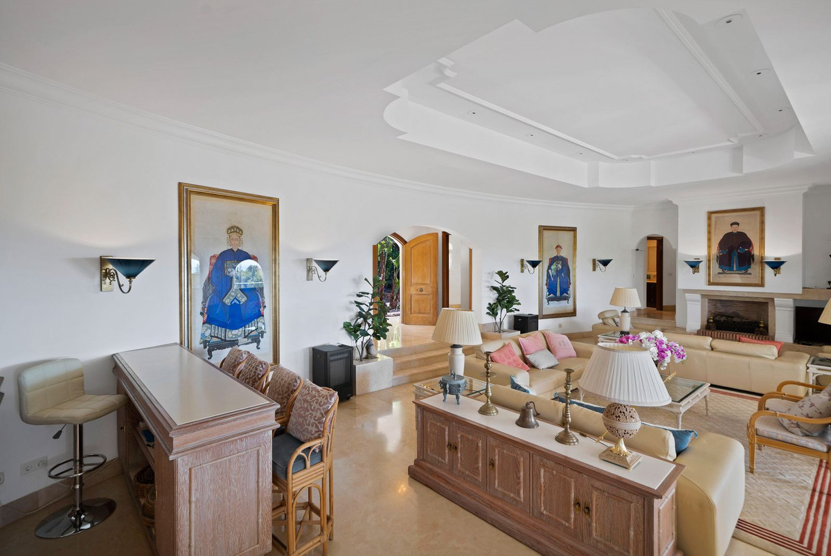 Huis te koop in Hacienda Las Chapas | 6 slaapkamers H5390014