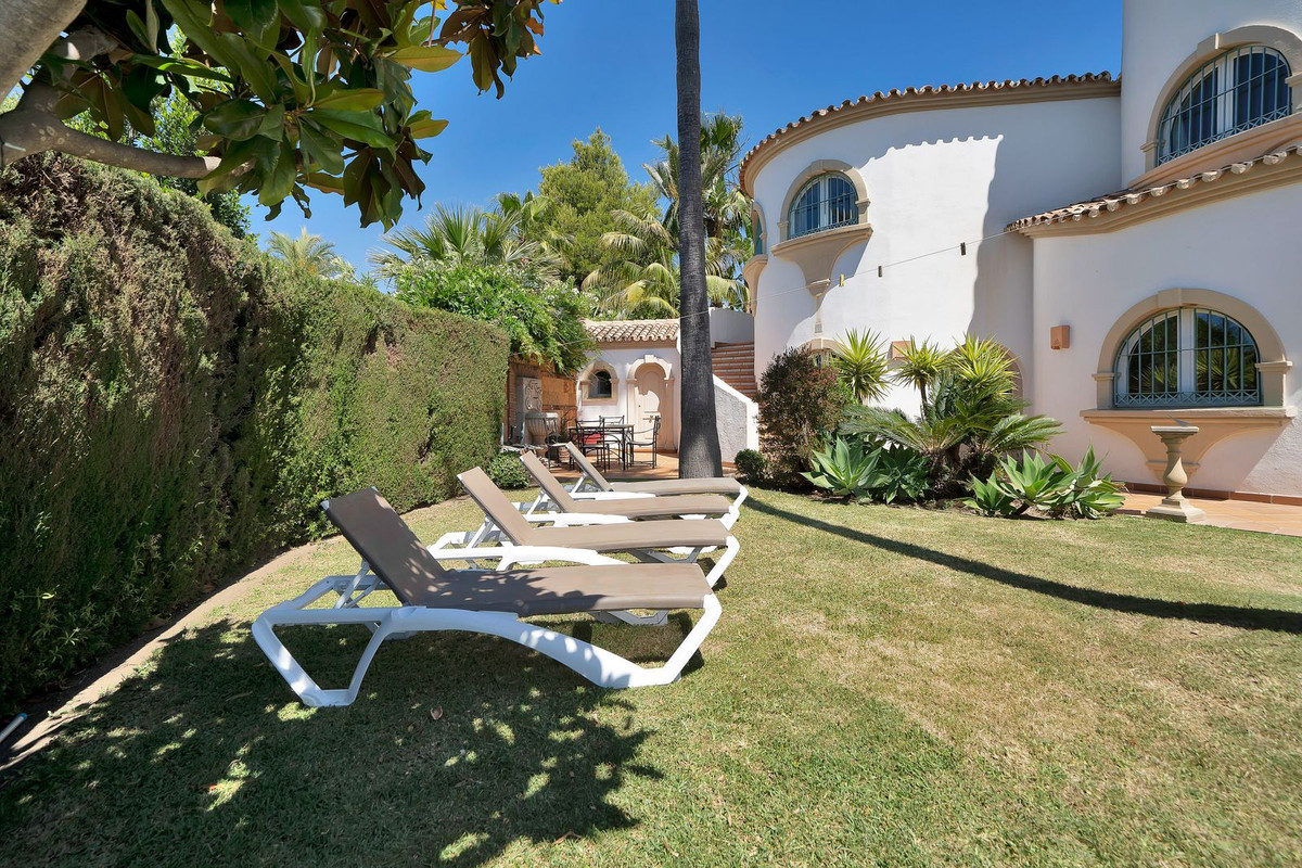 Huis te koop in Hacienda Las Chapas | 6 slaapkamers H5390014