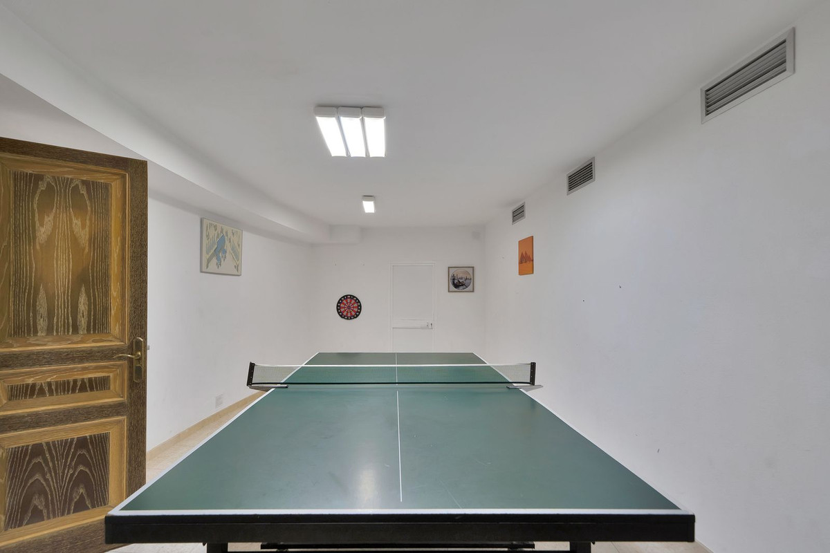 Huis te koop in Hacienda Las Chapas | 6 slaapkamers H5390014