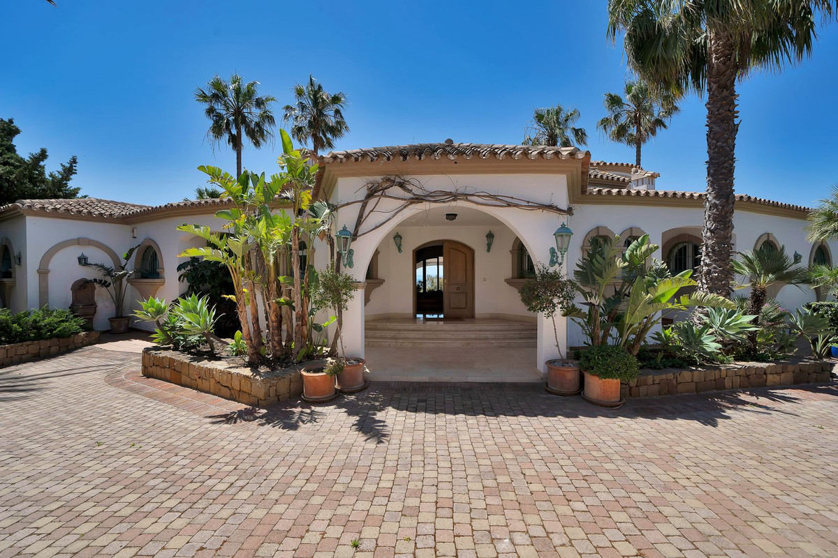 Huis te koop in Hacienda Las Chapas | 6 slaapkamers H5390014