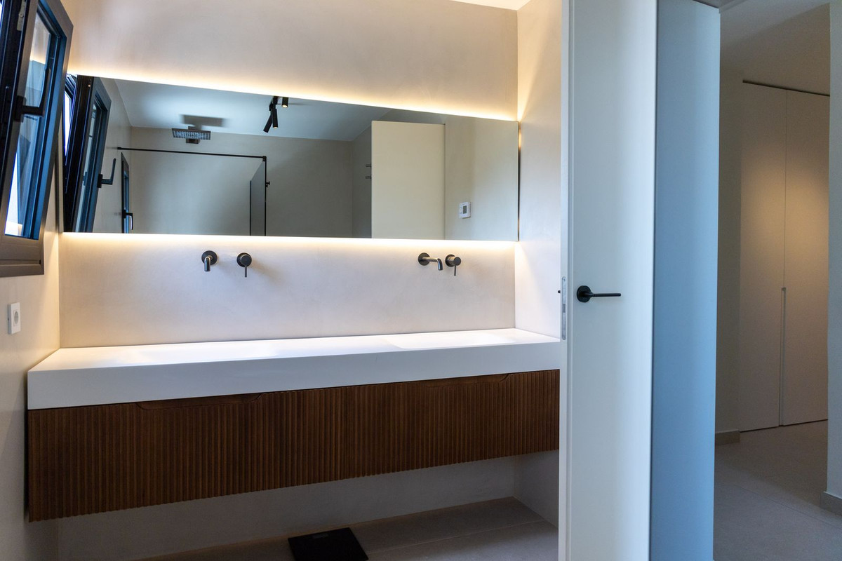 Property main view 19