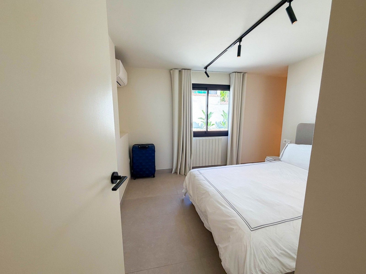Huis te koop in Hacienda Las Chapas | 6 slaapkamers H5486548