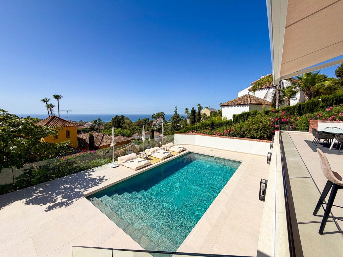 Huis te koop in Hacienda Las Chapas | 6 slaapkamers H5486548