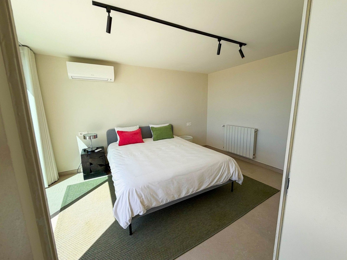 Huis te koop in Hacienda Las Chapas | 6 slaapkamers H5486548