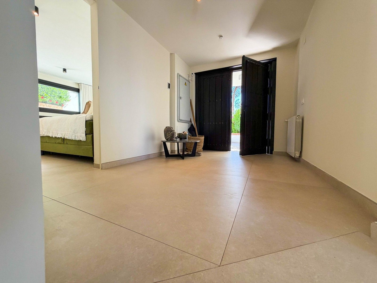 Huis te koop in Hacienda Las Chapas | 6 slaapkamers H5486548