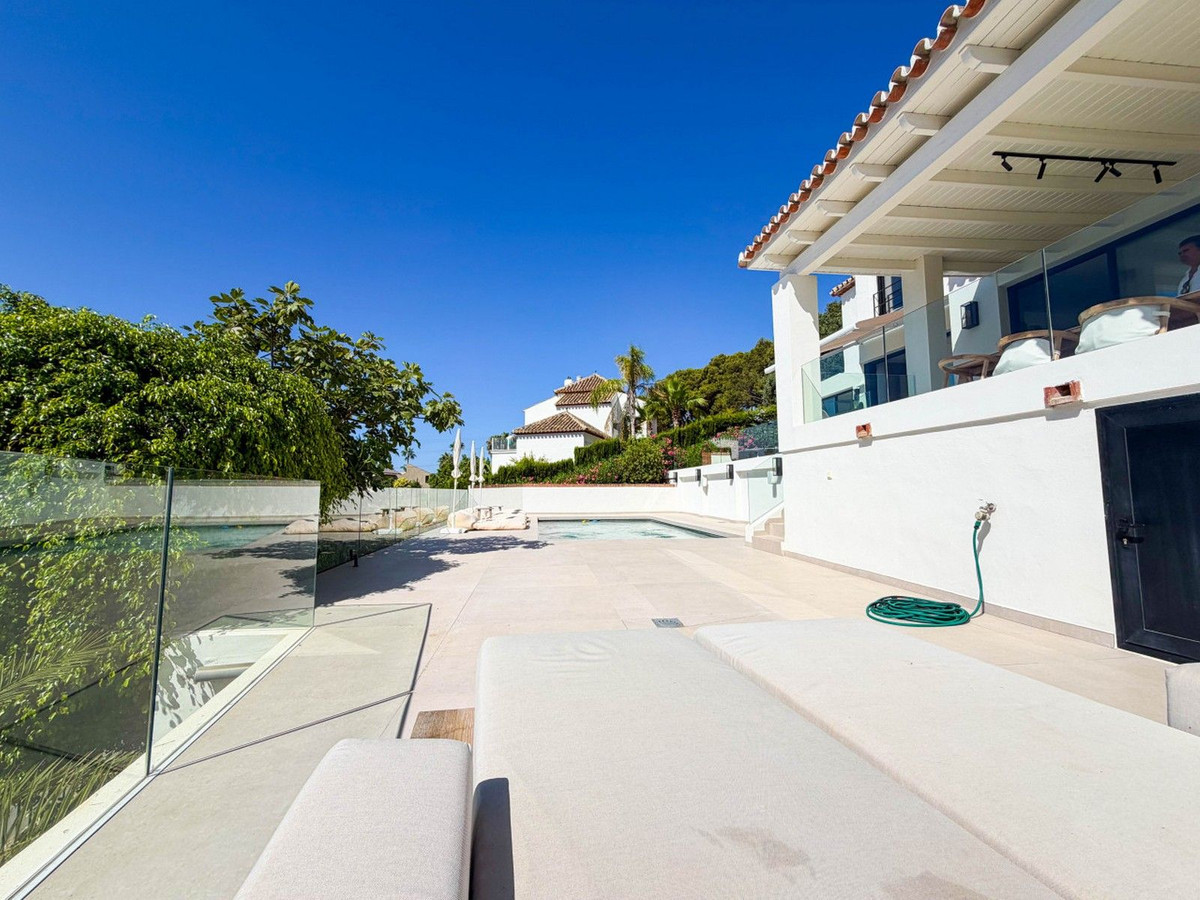Huis te koop in Hacienda Las Chapas | 6 slaapkamers H5486548