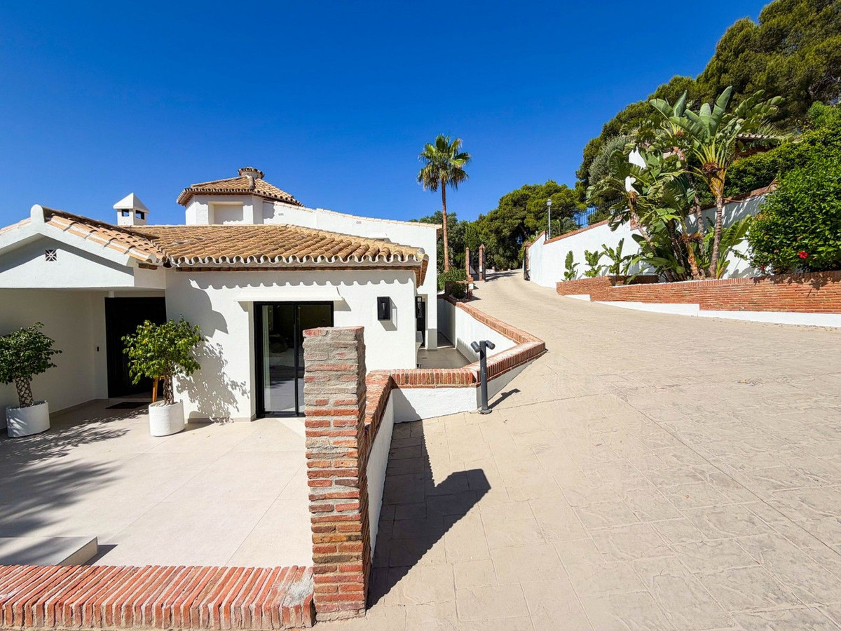 Huis te koop in Hacienda Las Chapas | 6 slaapkamers H5486548