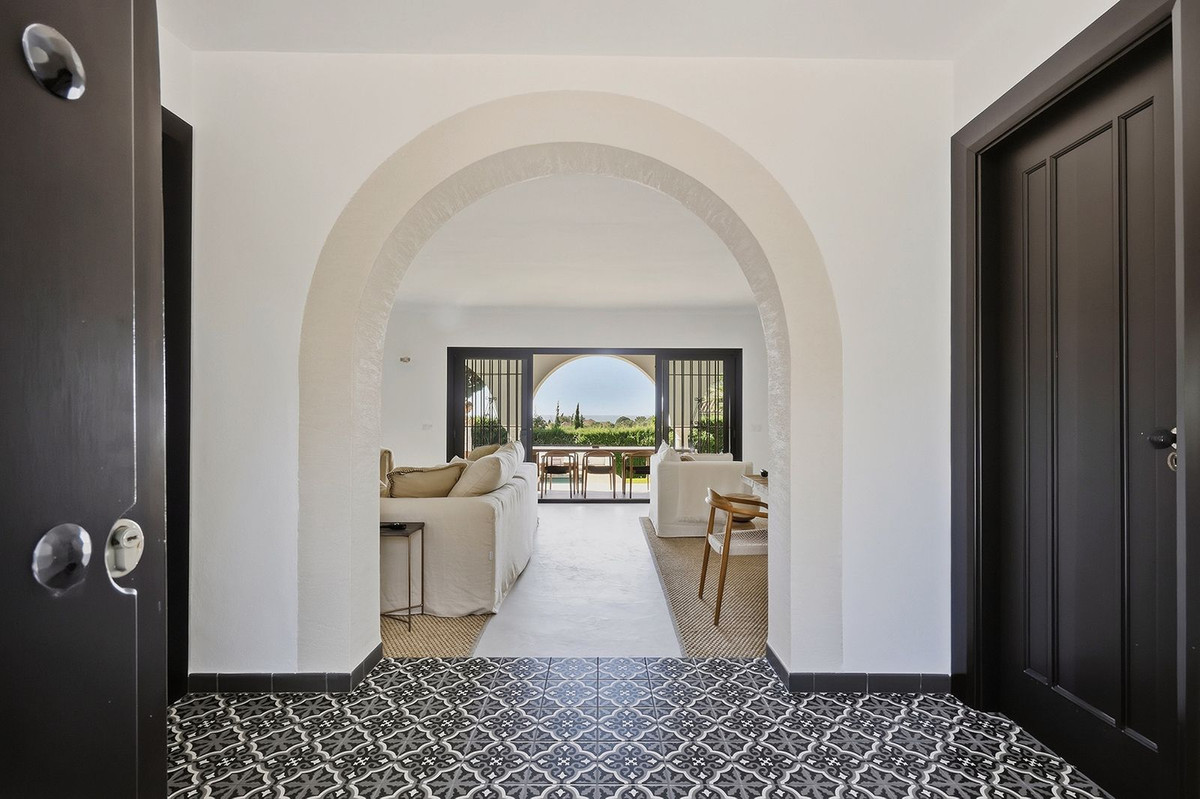 Huis te koop in Hacienda Las Chapas | 5 slaapkamers H5486962