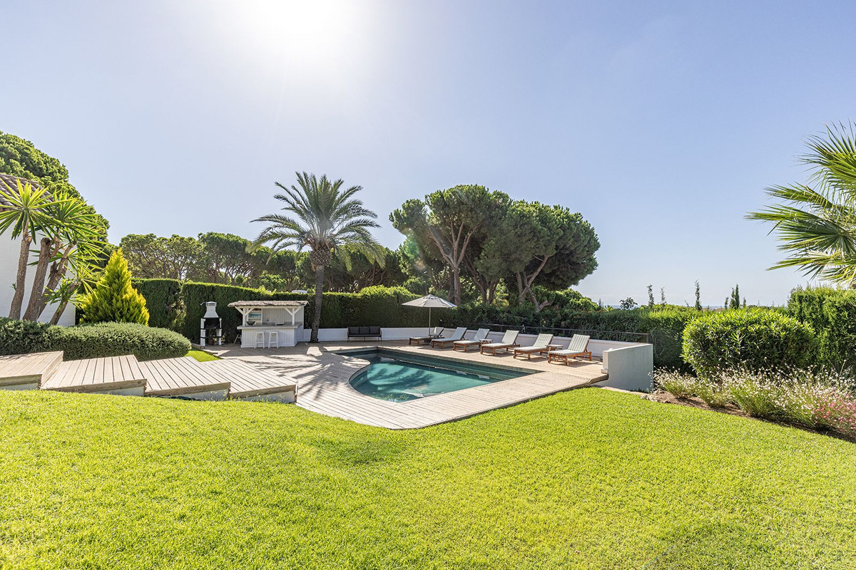 Huis te koop in Hacienda Las Chapas | 5 slaapkamers H5486962