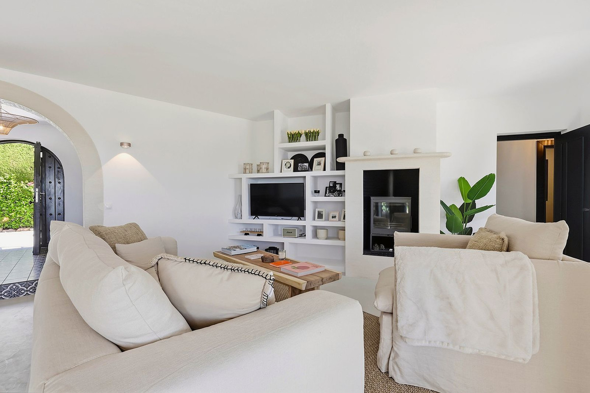 Huis te koop in Hacienda Las Chapas | 5 slaapkamers H5486962