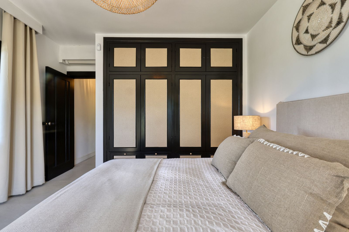 Huis te koop in Hacienda Las Chapas | 5 slaapkamers H5486962
