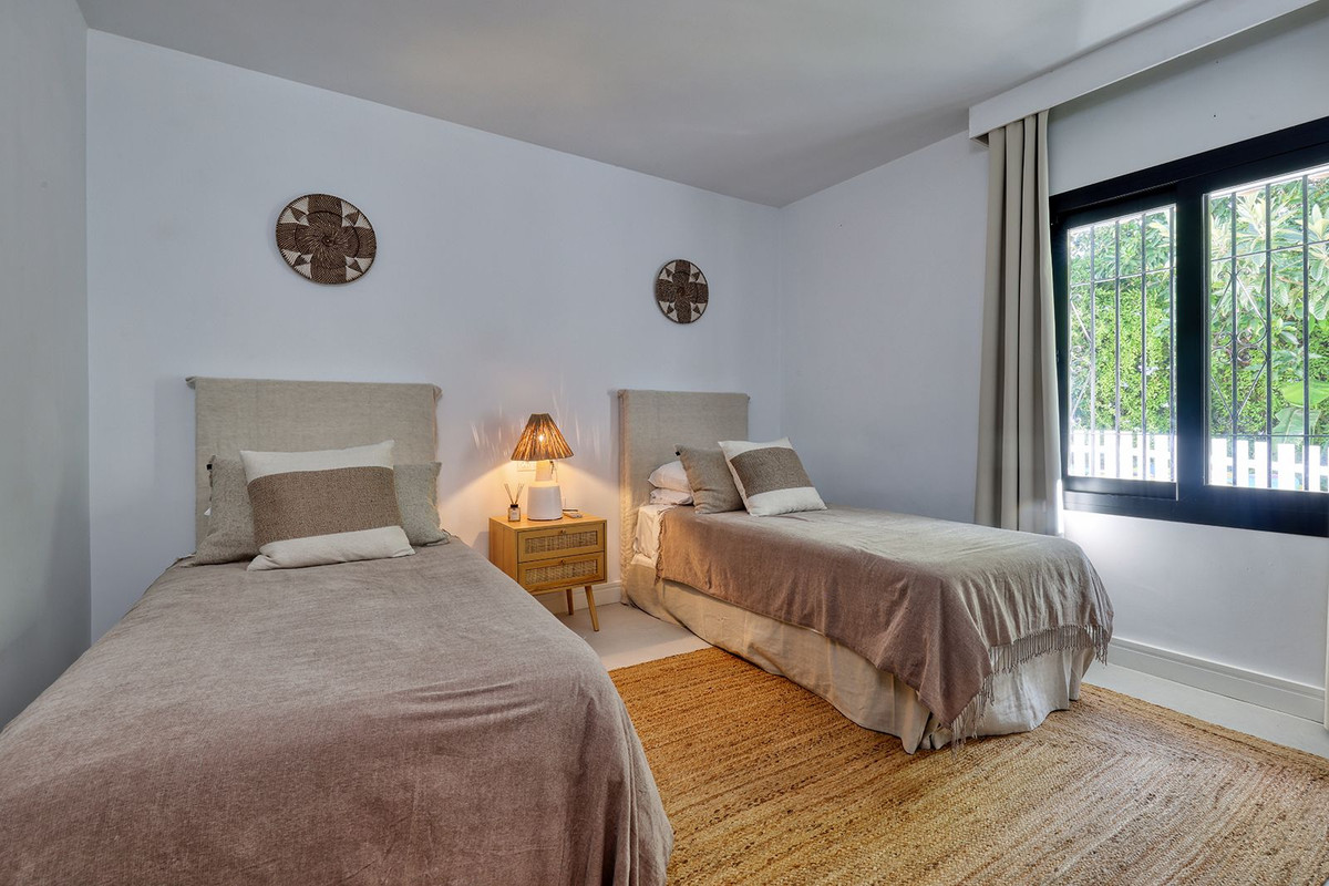 Huis te koop in Hacienda Las Chapas | 5 slaapkamers H5486962