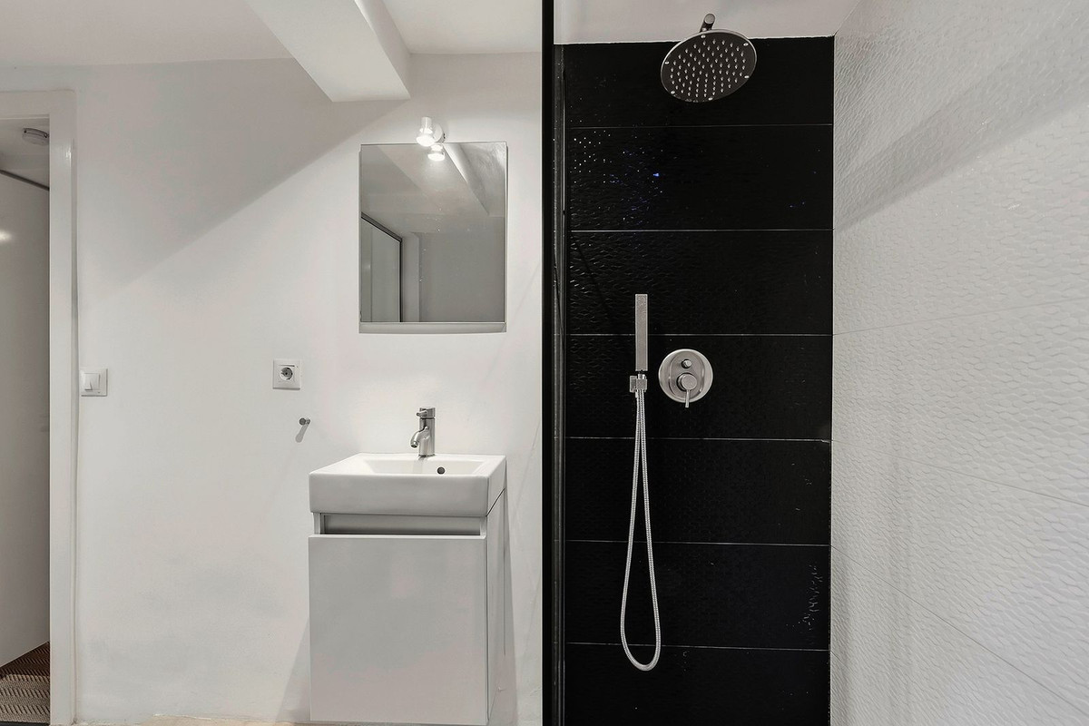 Huis te koop in Hacienda Las Chapas | 5 slaapkamers H5486962