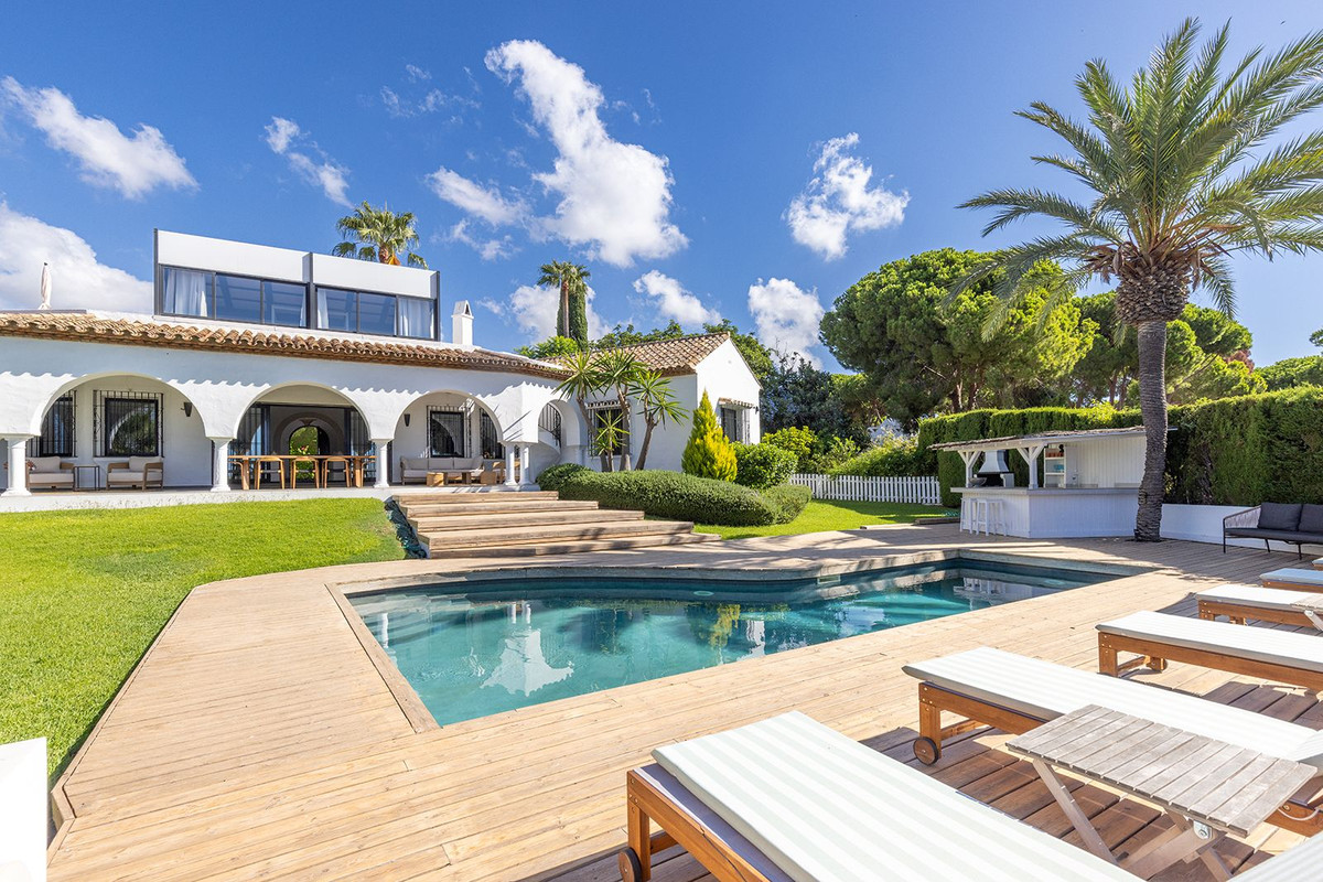 Huis te koop in Hacienda Las Chapas | 5 slaapkamers H5486962