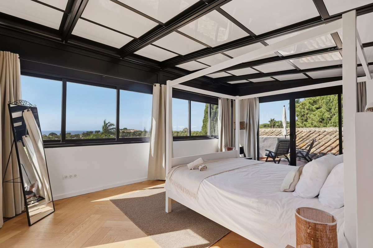 Huis te koop in Hacienda Las Chapas | 5 slaapkamers H5486962
