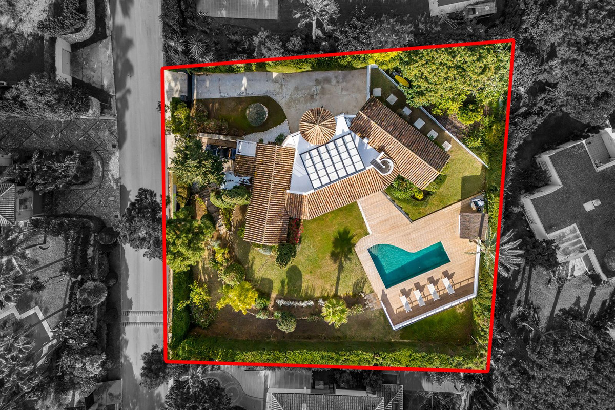Huis te koop in Hacienda Las Chapas | 5 slaapkamers H5486962