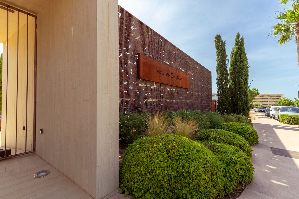 Property main view 33