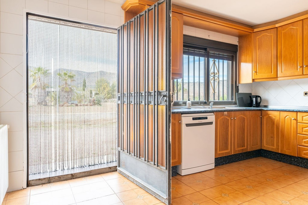 Huis te koop in Hondón de las Nieves | 3 slaapkamers H5305402