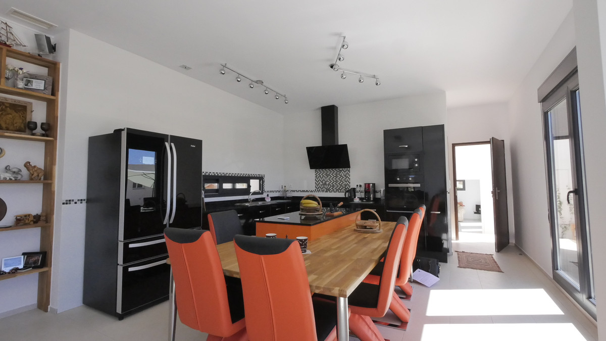 Property main view 4