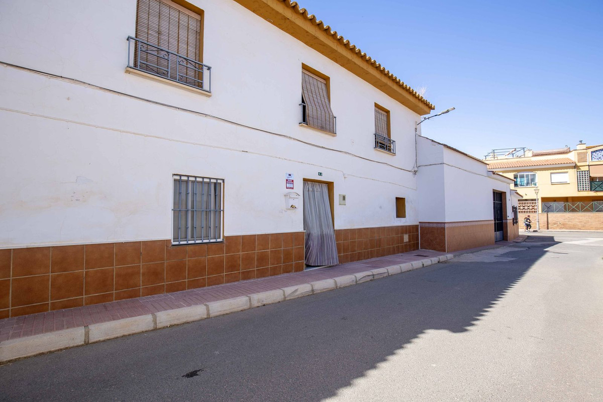 Huis te koop in Humilladero | 5 slaapkamers H5147128