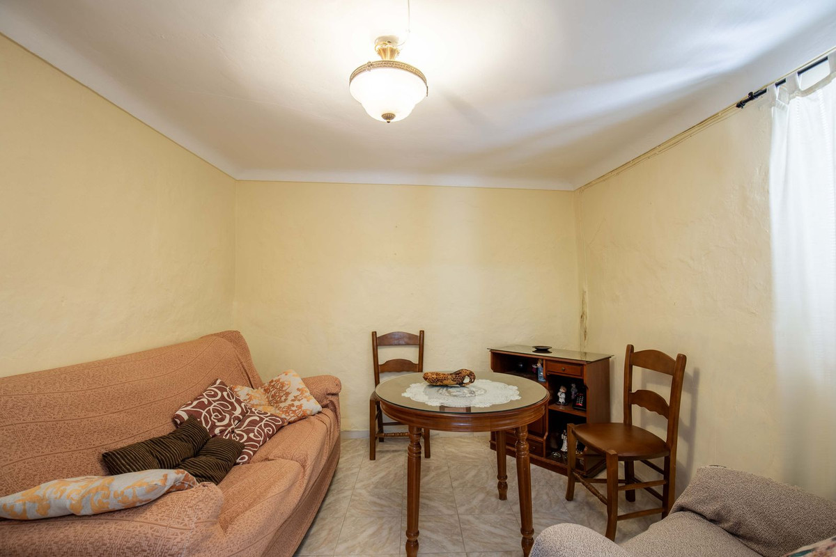 Huis te koop in Humilladero | 5 slaapkamers H5147128