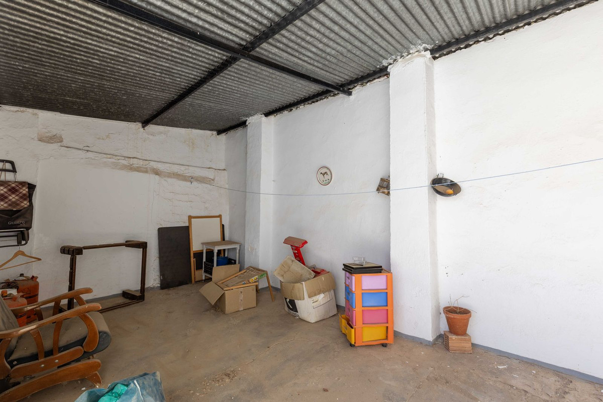 Huis te koop in Humilladero | 5 slaapkamers H5147128