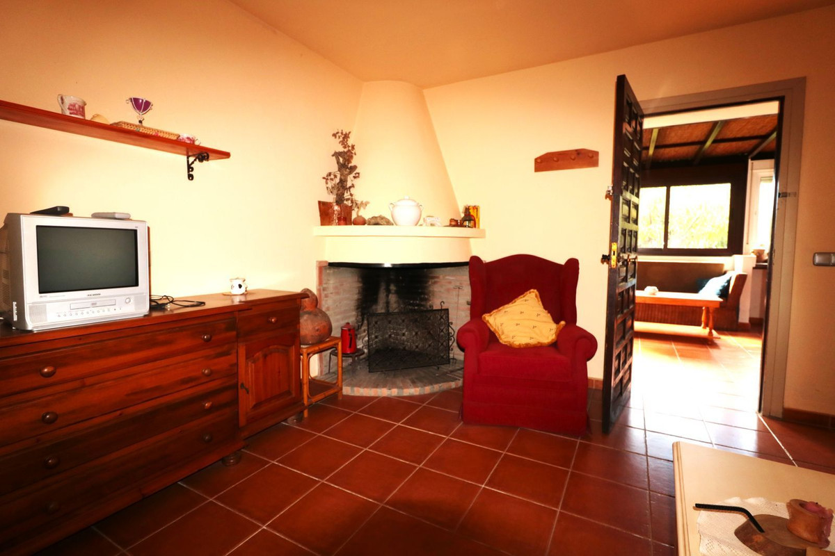 Finca - Cortijo in Istán-7