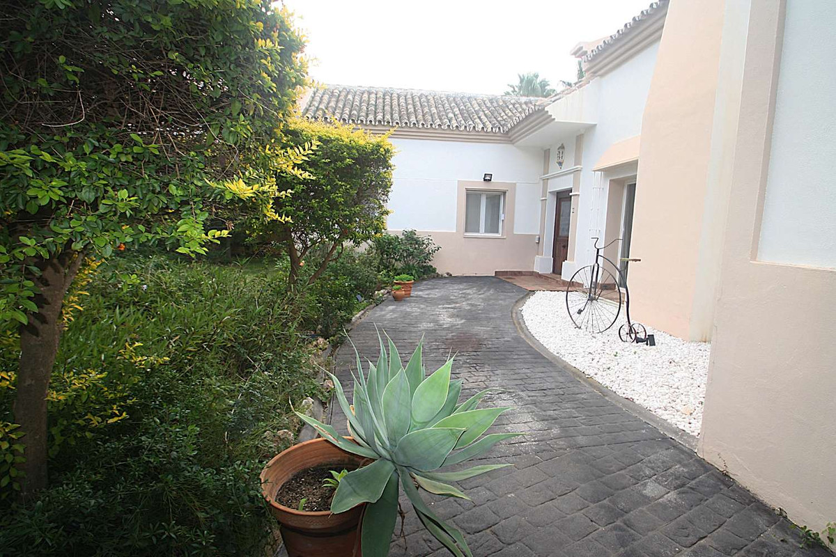 Vrijstaande Villa in Istán-12